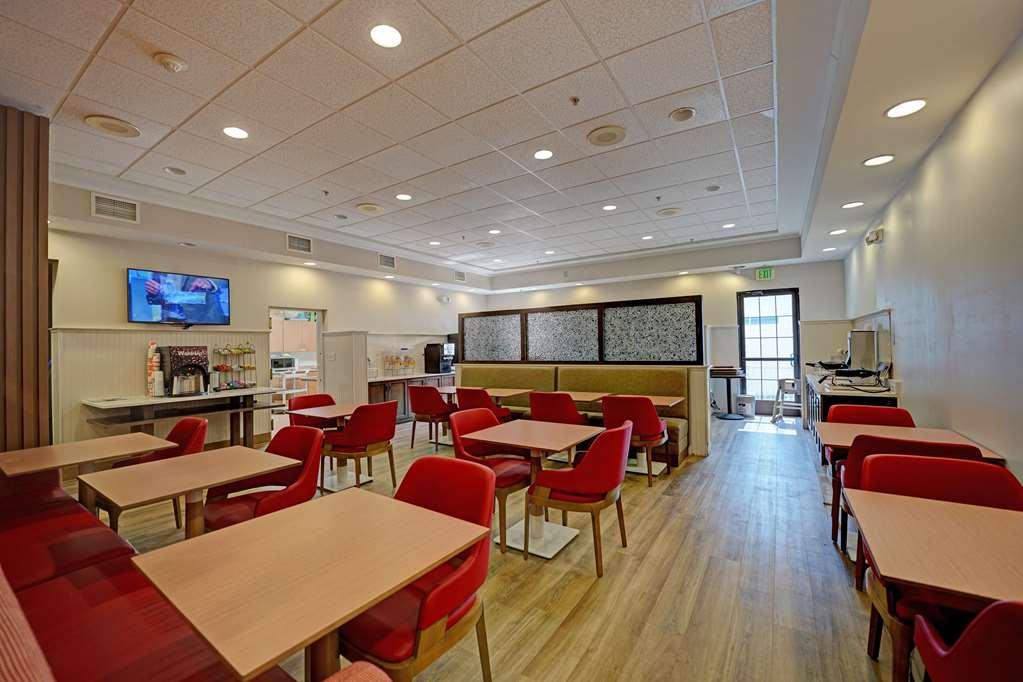 Comfort Suites Ocean City West West Ocean City Restaurant photo